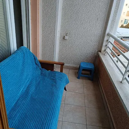 Апартаменты Cozy Modern In Centre *